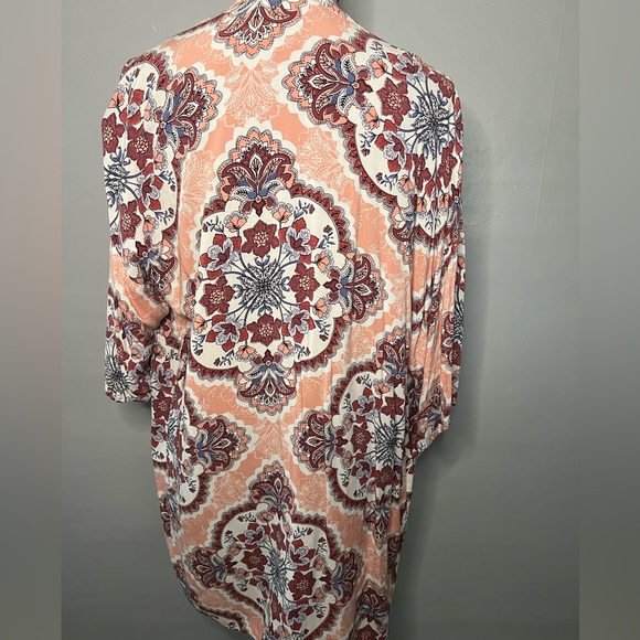 🌻Lightweight Cardigan. Size Medium.🌻 - Picture 2 of 4